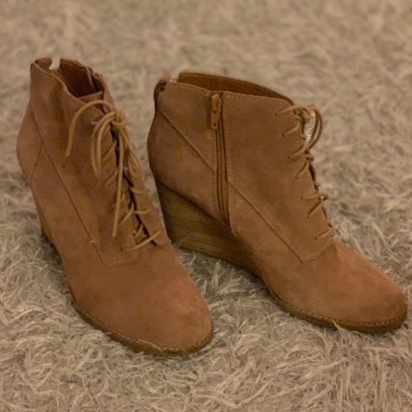 Lucky Brand Shoes - Wedges